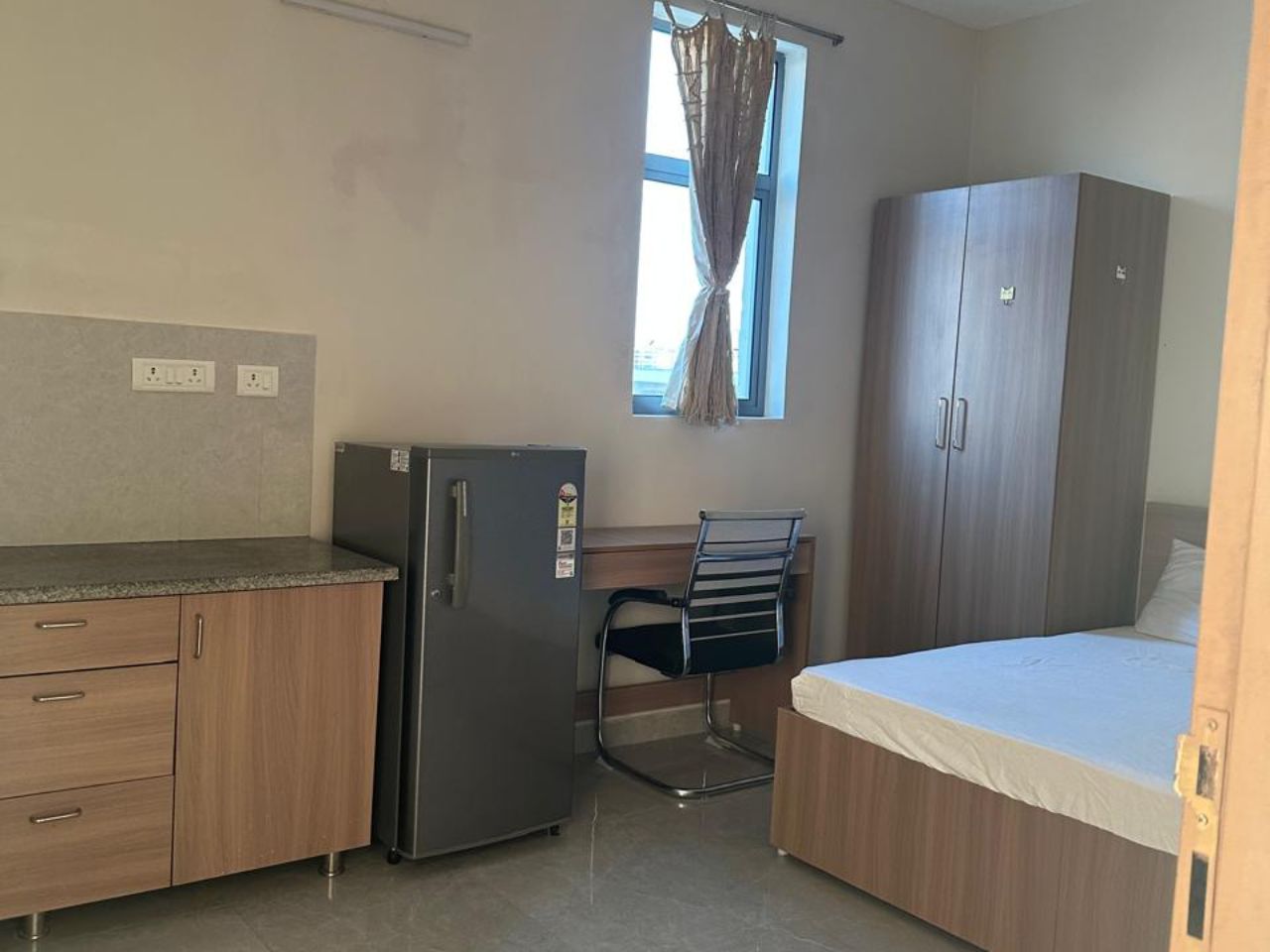 Deluxe Room – City View